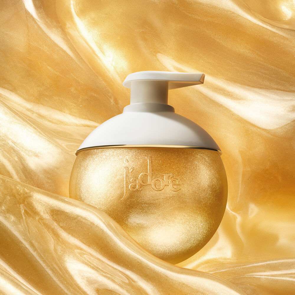 J’Adore Les Adorables Shimmering Body Oil • 200ml