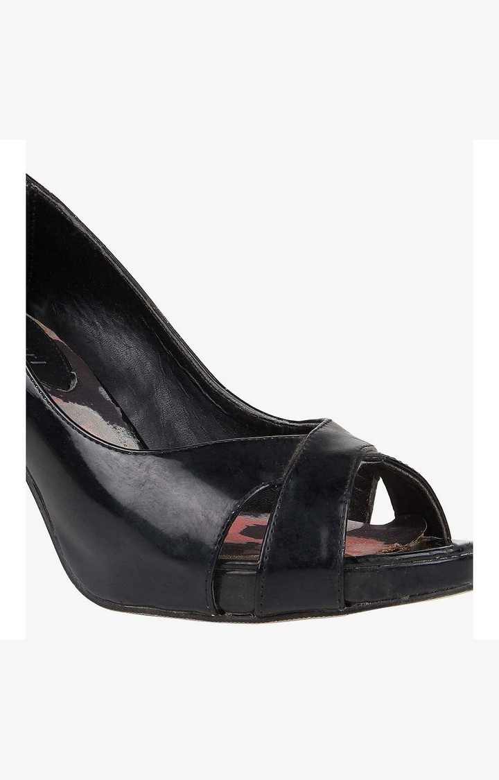 Gertiee Black Pumps