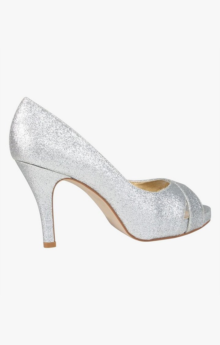 Gertiee Silver Pumps