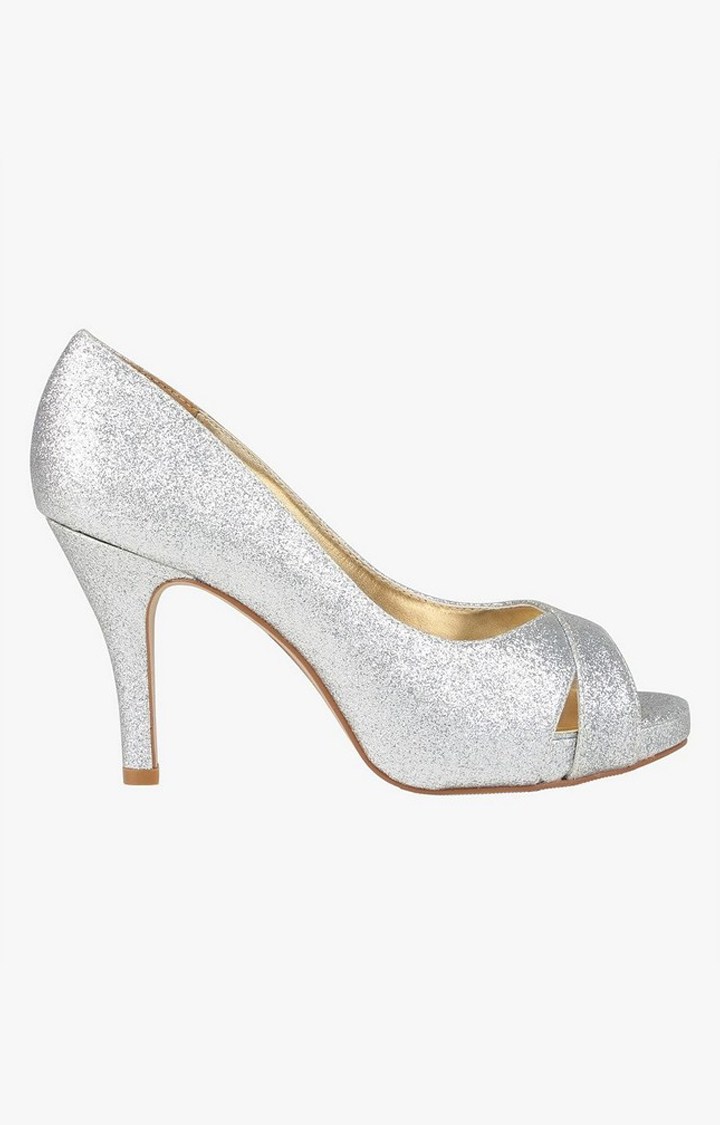 Gertiee Silver Pumps