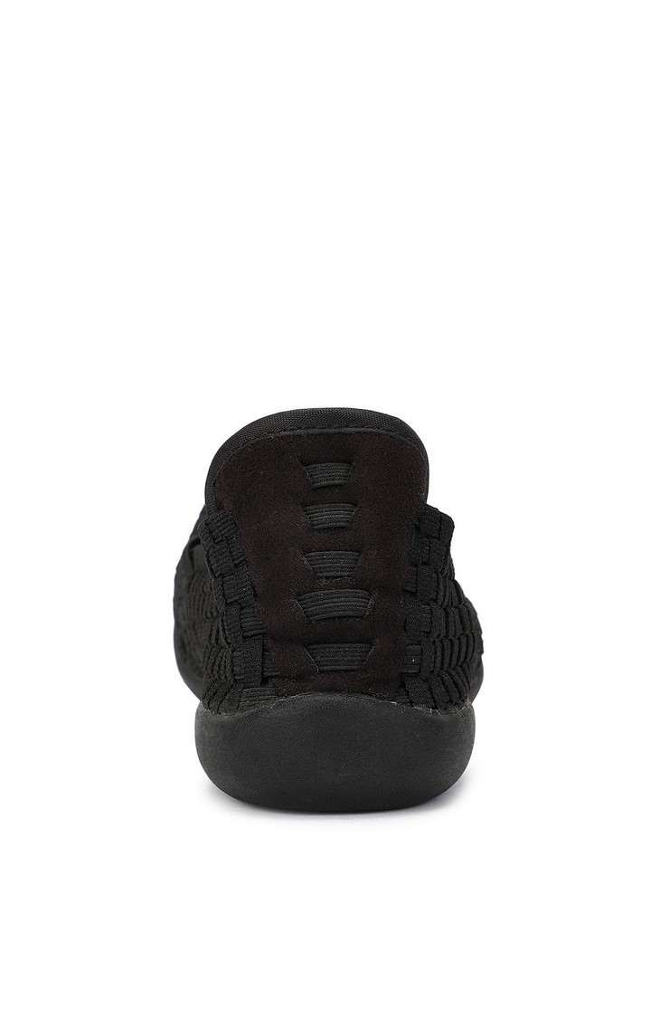 Criss Black Closed Flats & Ballerinas