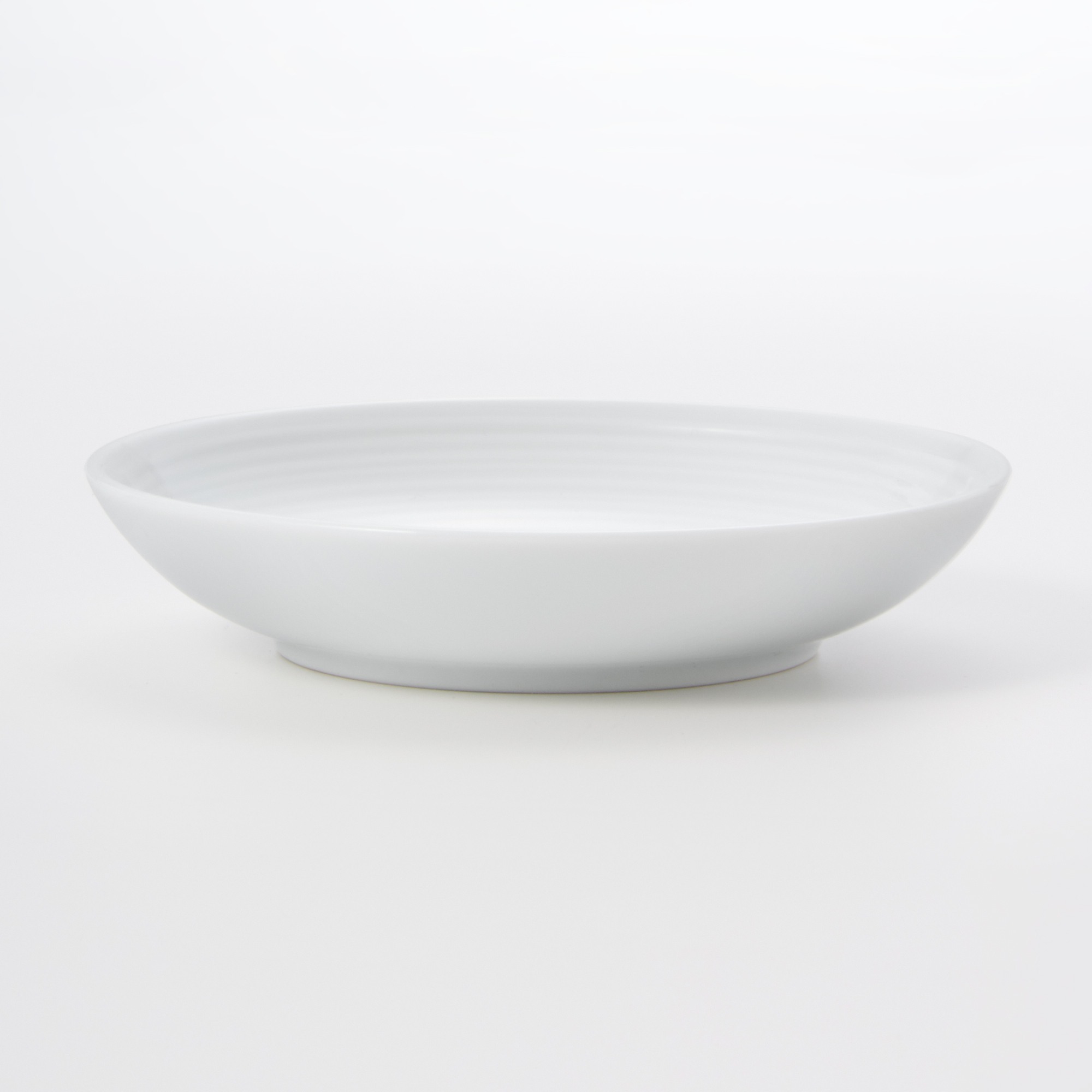 WHITE PORCELAIN SMALL DISH