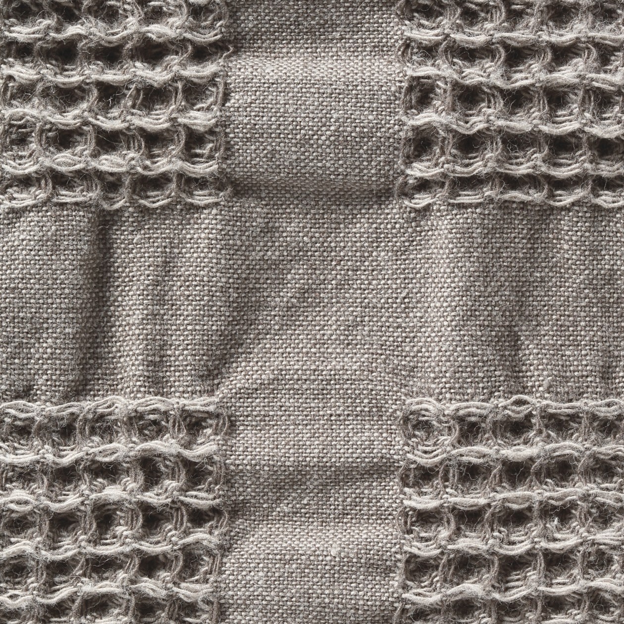 COTTON WAFFLE CUSHION COVER BROWN