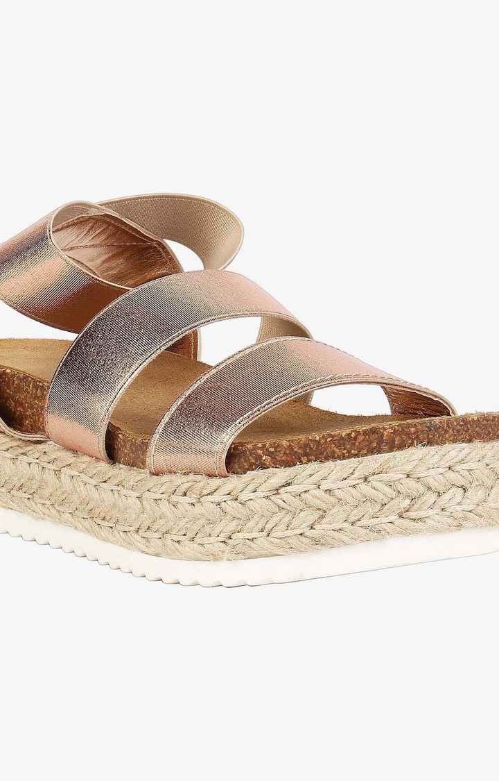 Kimmie Gold Wedges