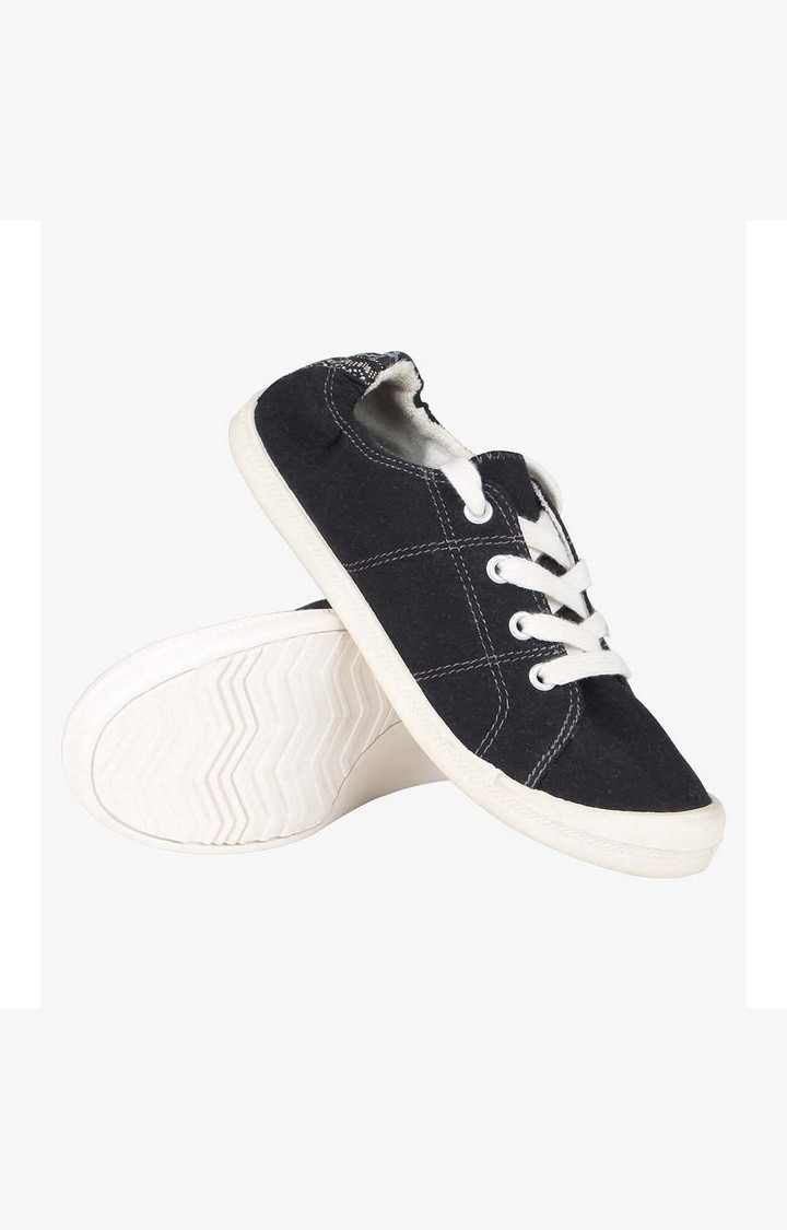 Baailey Black Sneakers