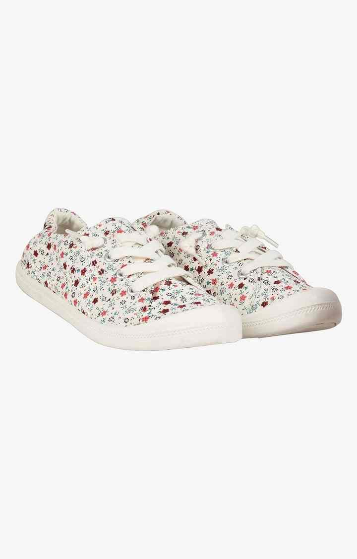 Baailey White Sneakers