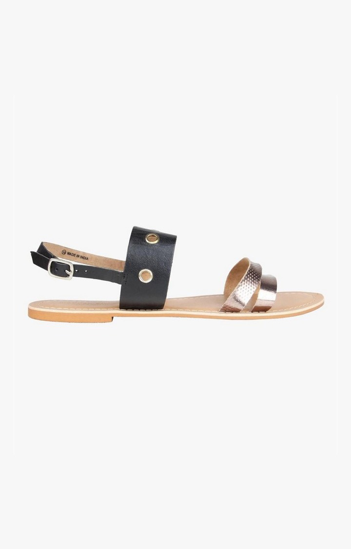 Emma Black Closed Flats & Ballerinas