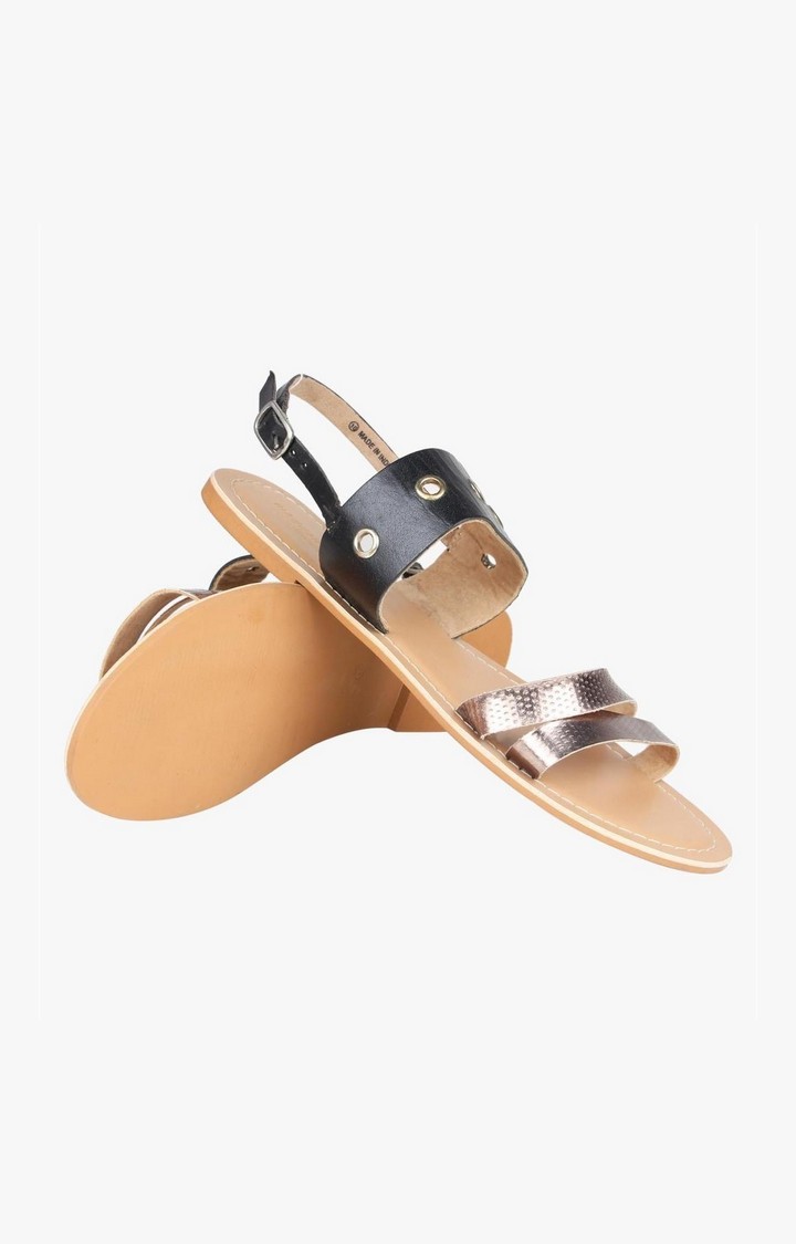 Emma Black Closed Flats & Ballerinas