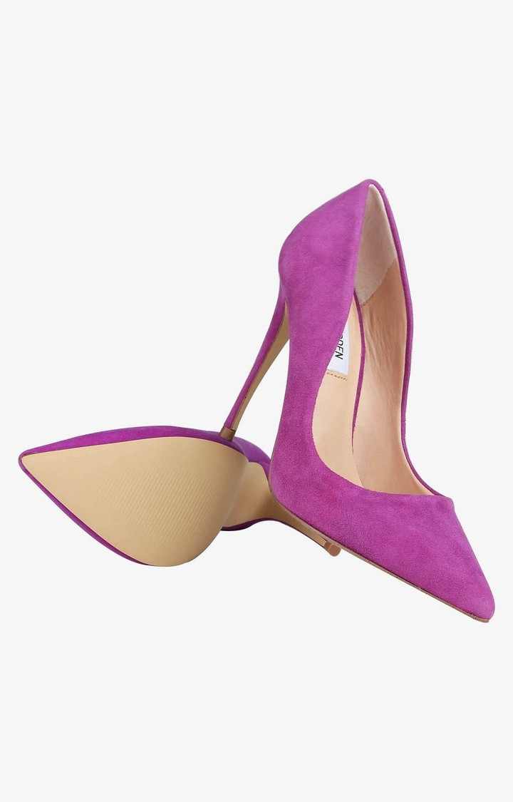 Daisie Purple Pumps