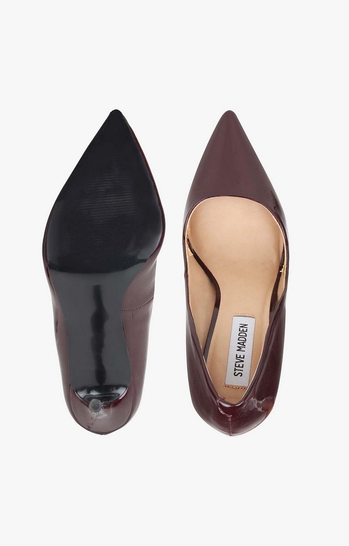 Daisie Red Pumps