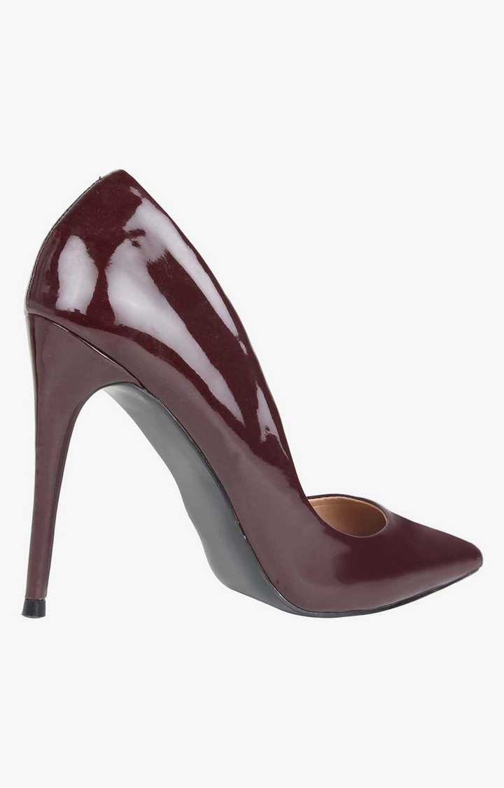 Daisie Red Pumps