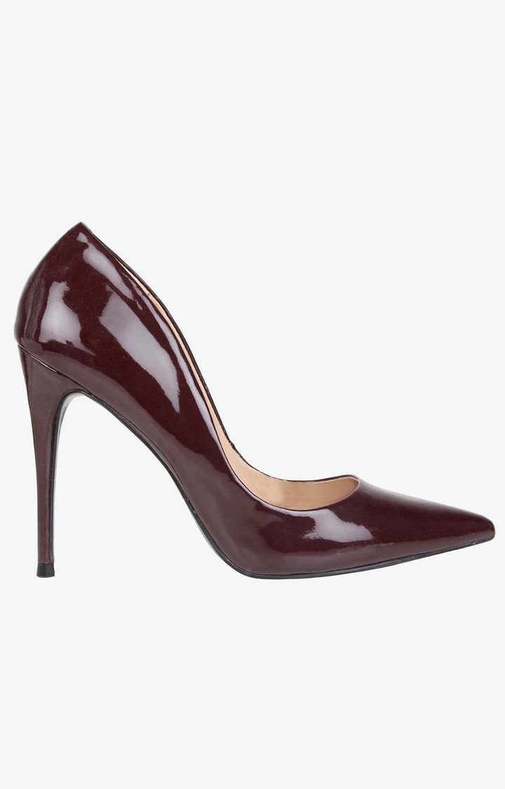 Daisie Red Pumps