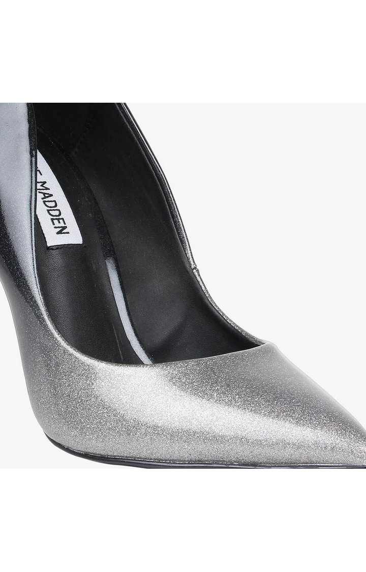 Daisie Black Pumps