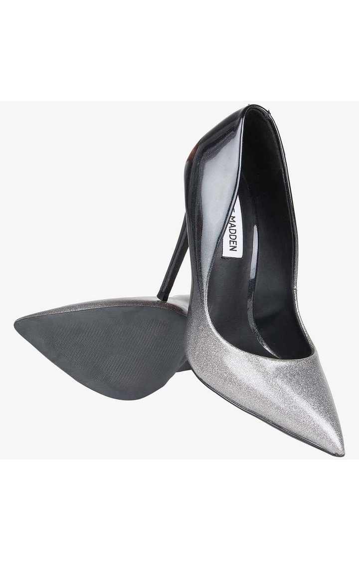 Daisie Black Pumps