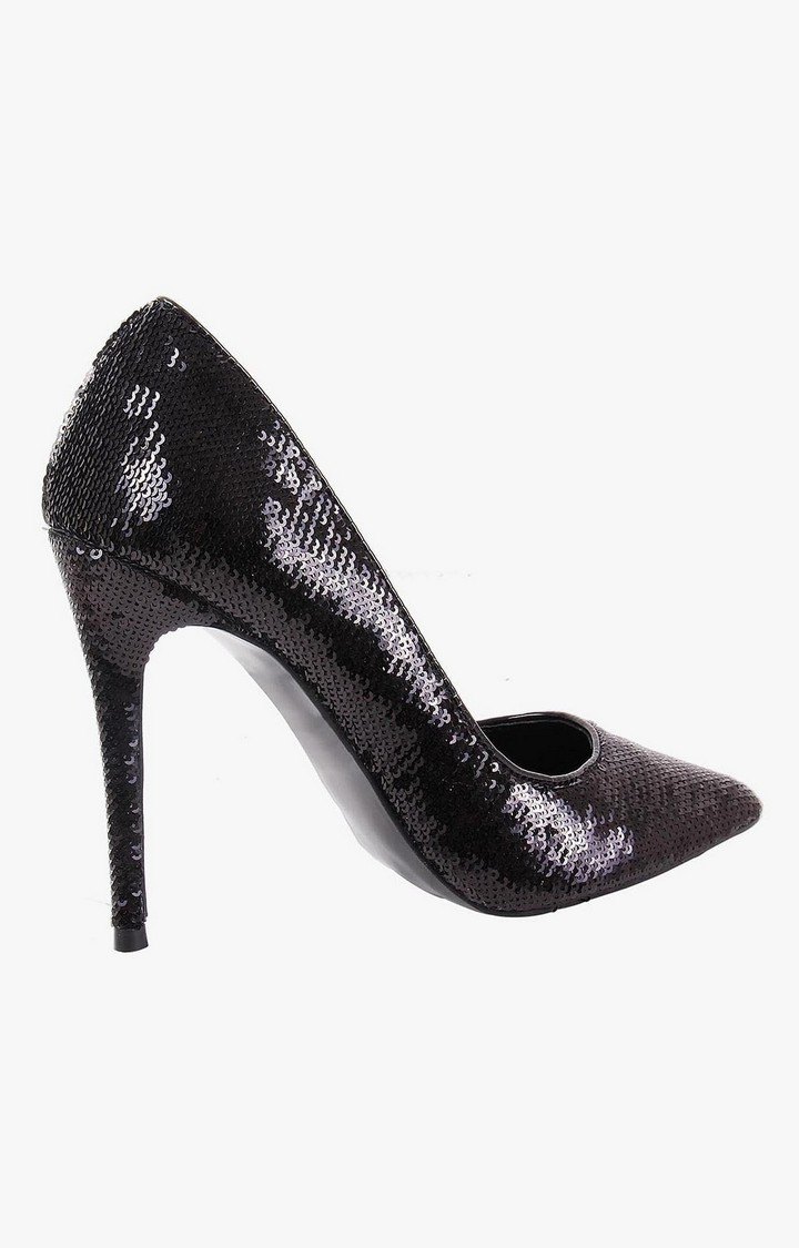 Daisie Black Pumps