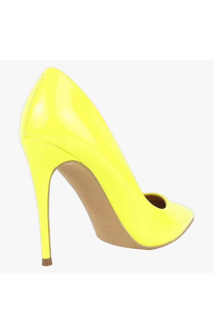 Daisie Yellow Pumps