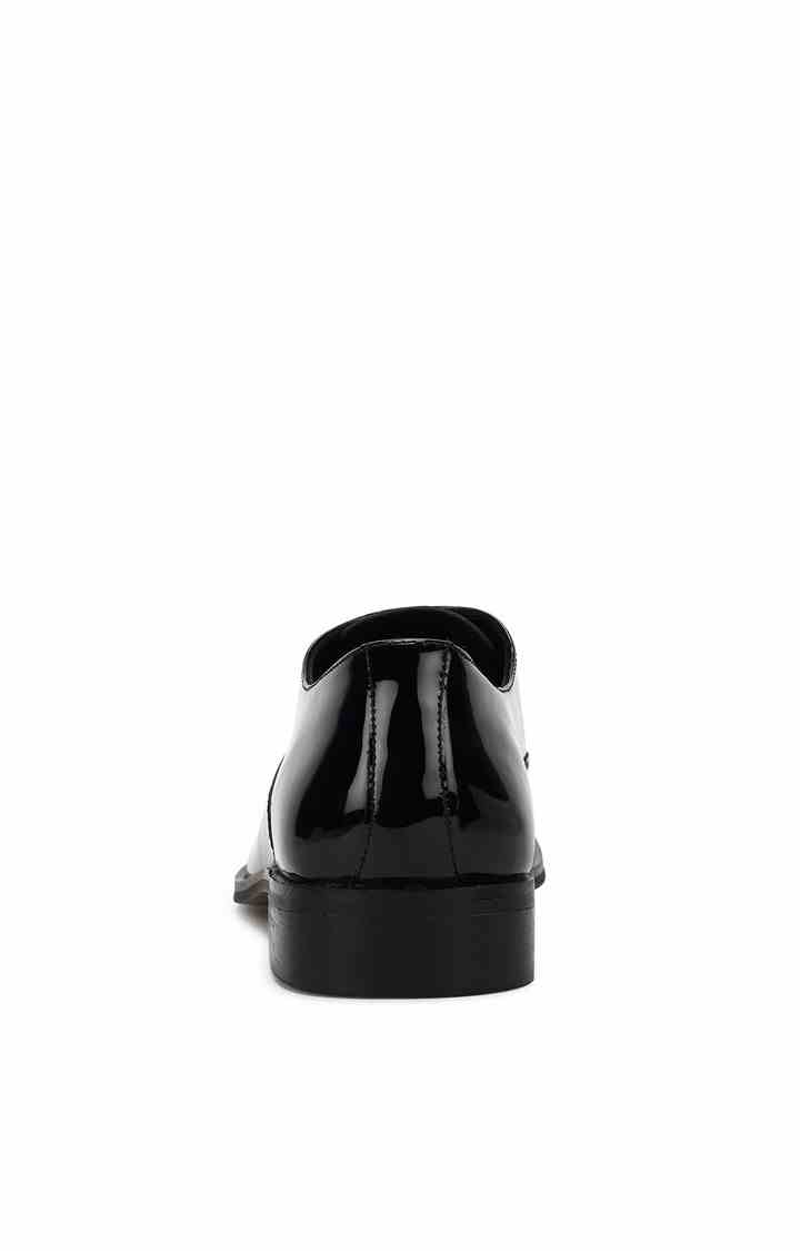Regal Black Tie-Ups & Dress Loafers