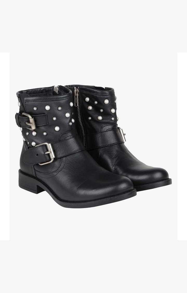 Cameo Black Boots