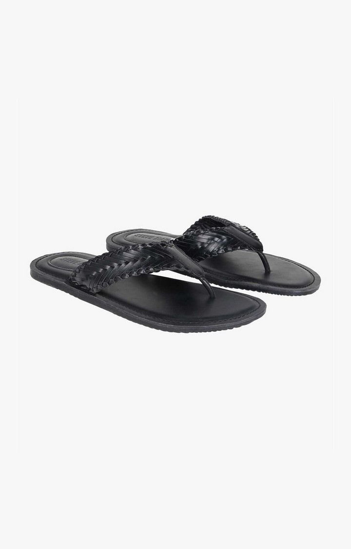 Quick Black Sandals & Flip Flops