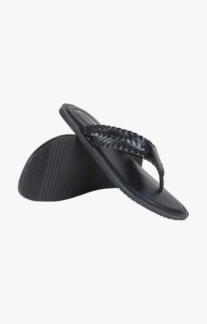 Quick Black Sandals & Flip Flops
