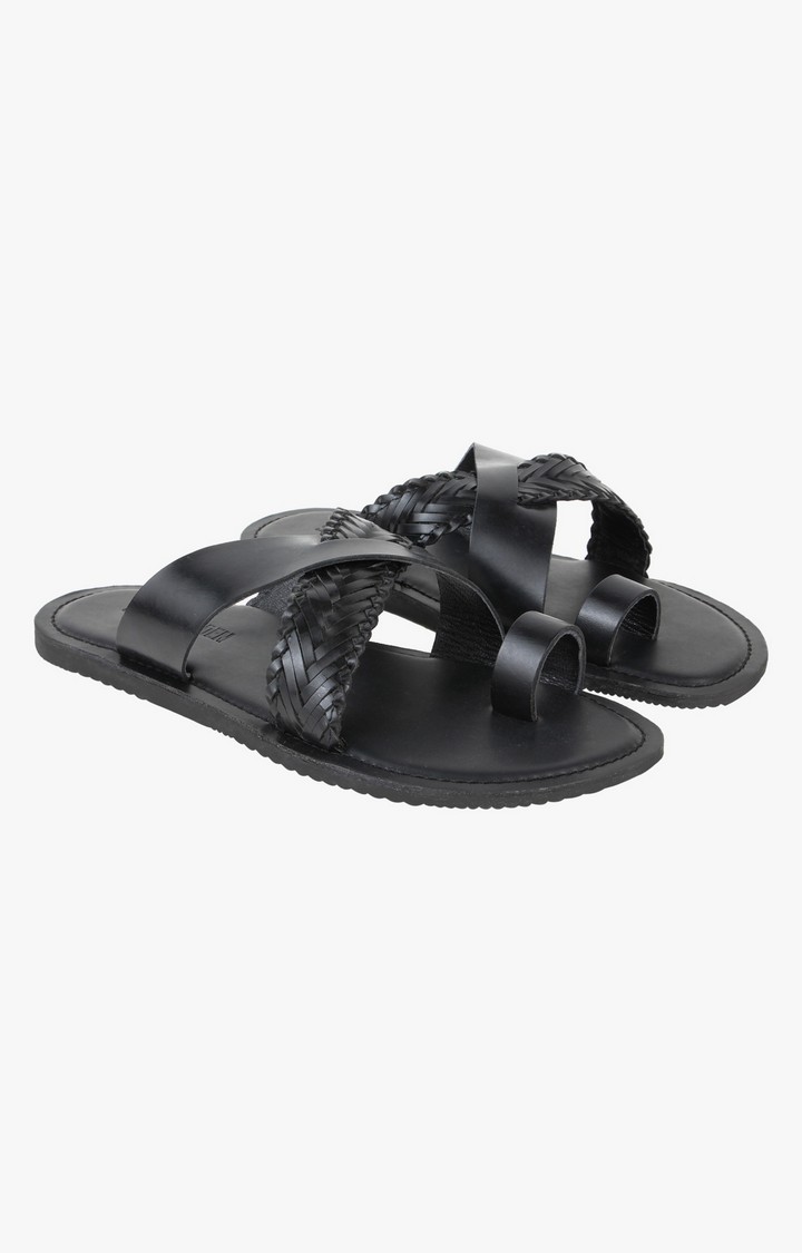 Zig-Zag Black Sandals & Flip Flops
