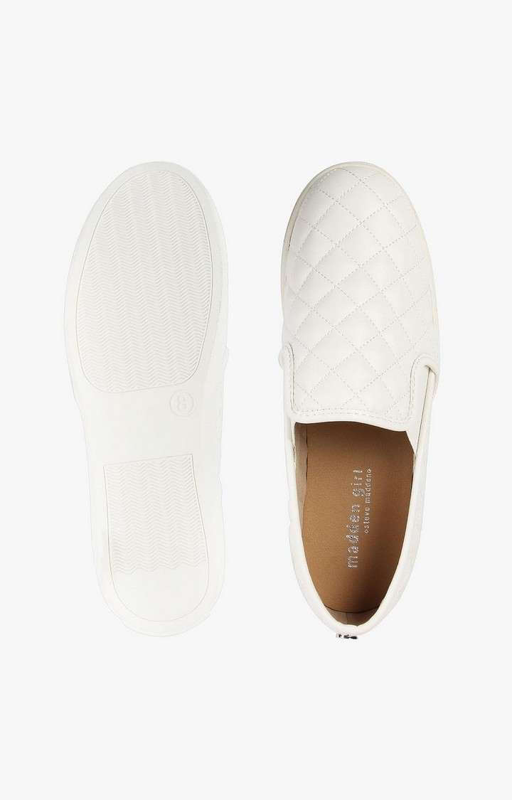 Qianaa White Sneakers