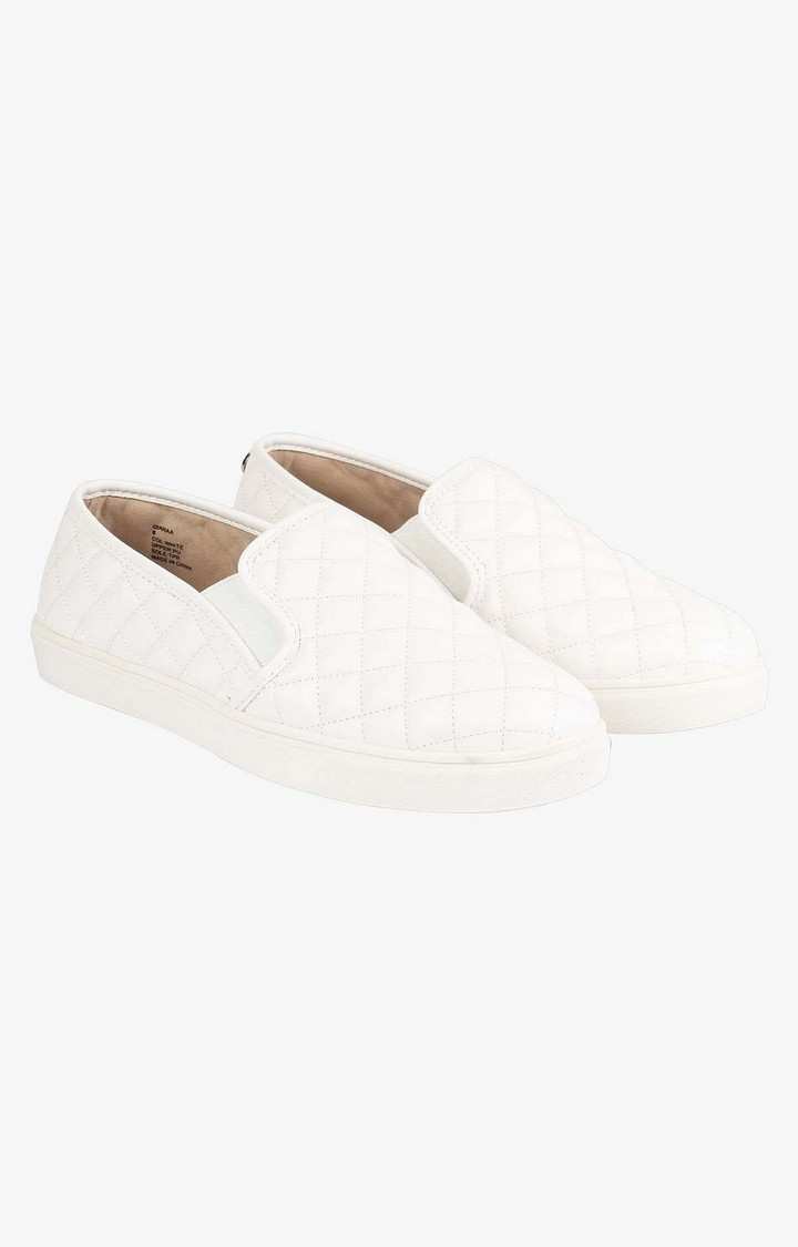 Qianaa White Sneakers