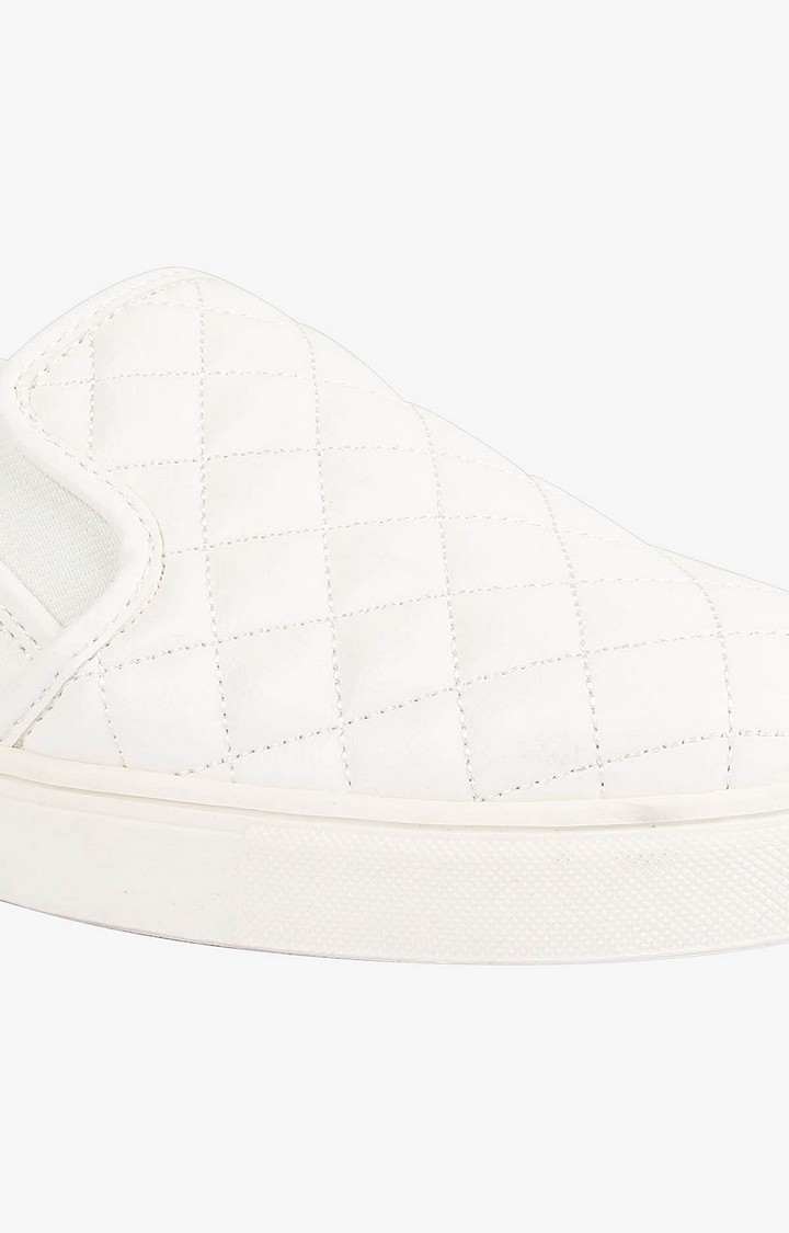 Qianaa White Sneakers