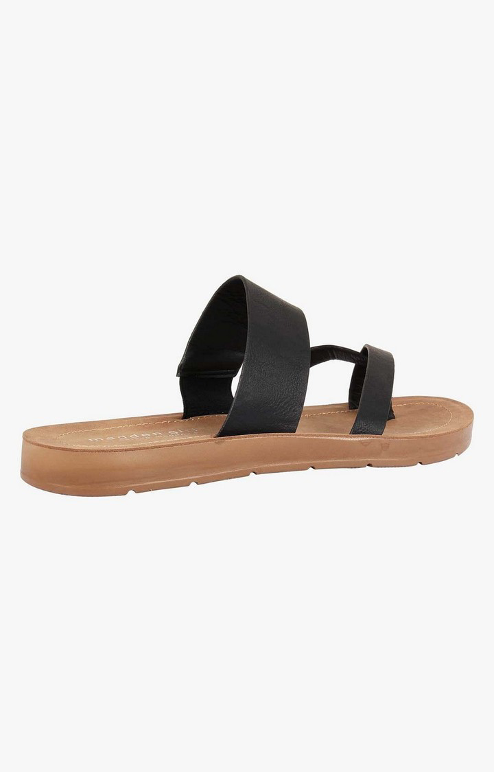 Margy Brown Closed Flats & Ballerinas