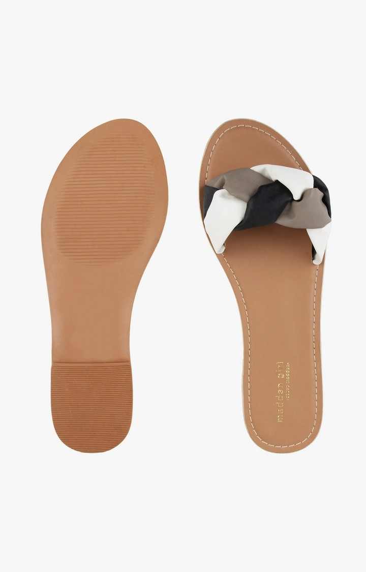 Miz Black Flats