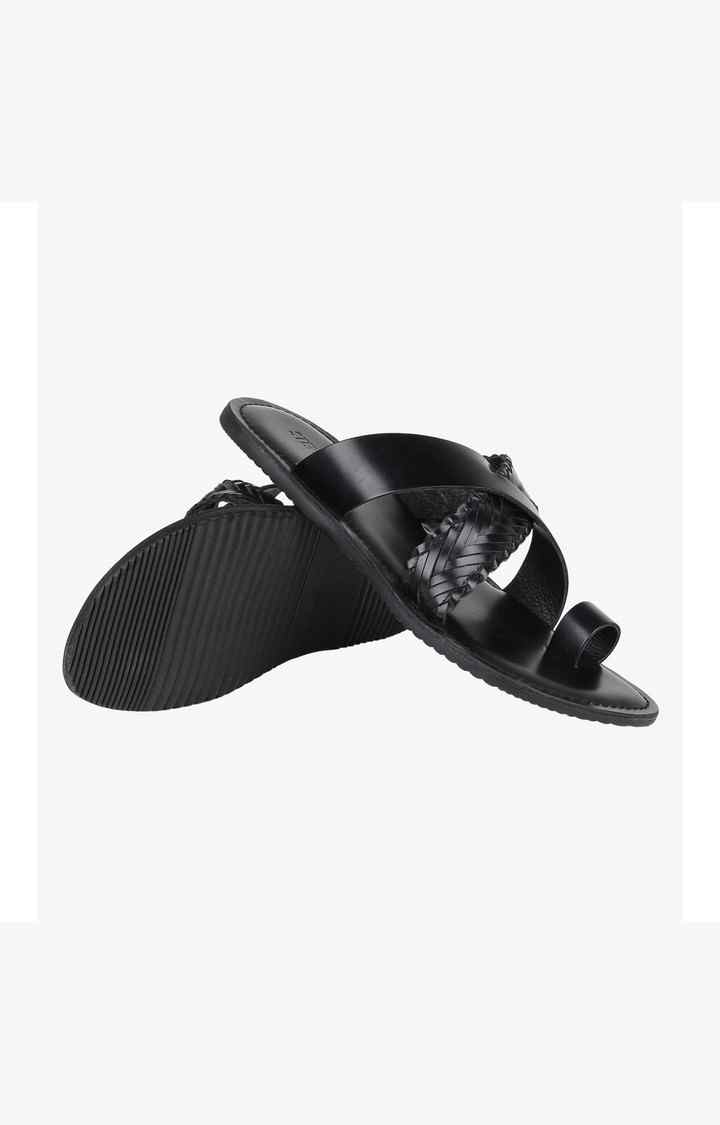 Cloud Black Sandals & Flip Flops