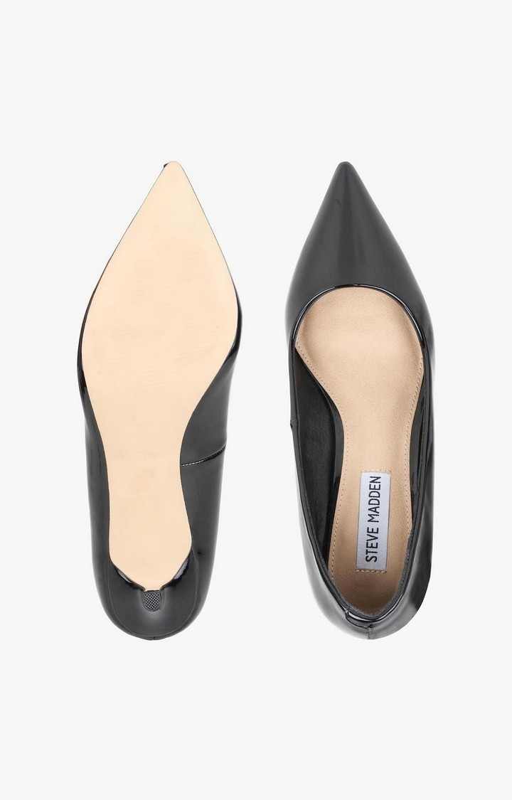 Sabrinah Black Pumps