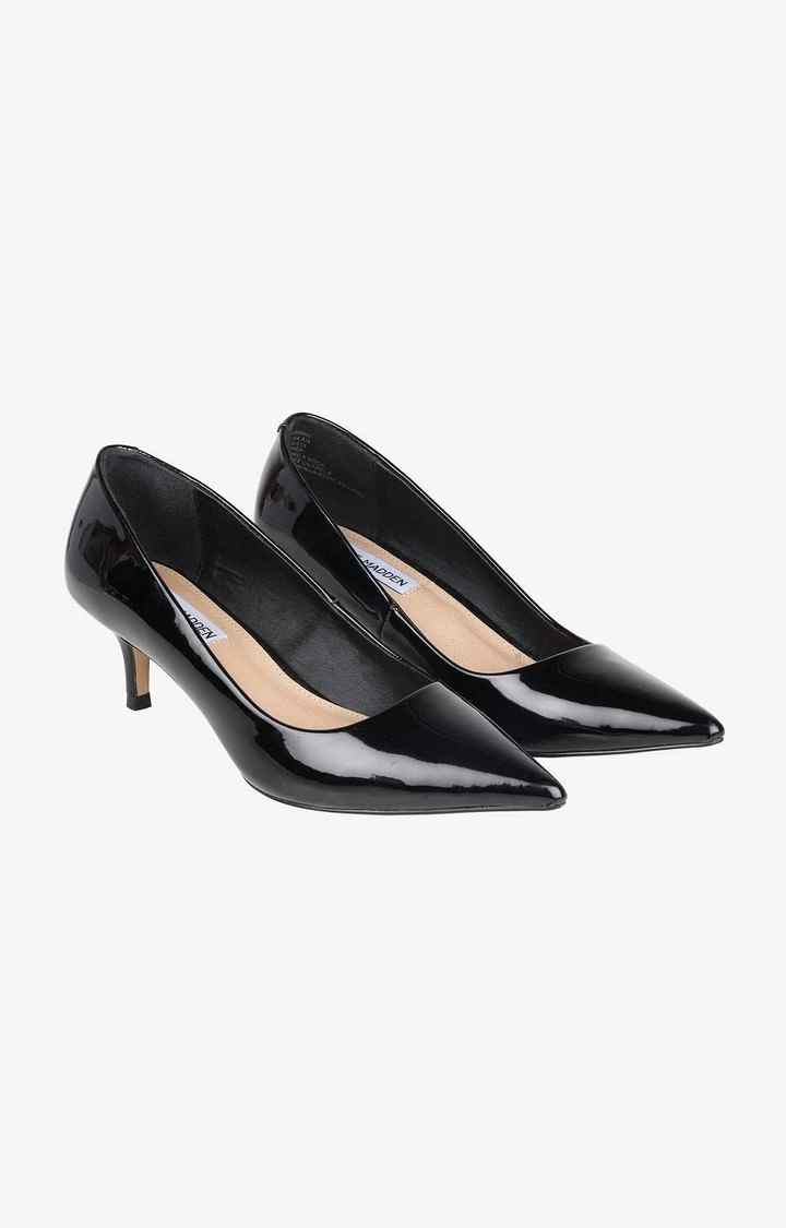 Sabrinah Black Pumps