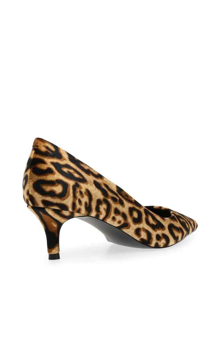 Sabrinah Yellow Pumps