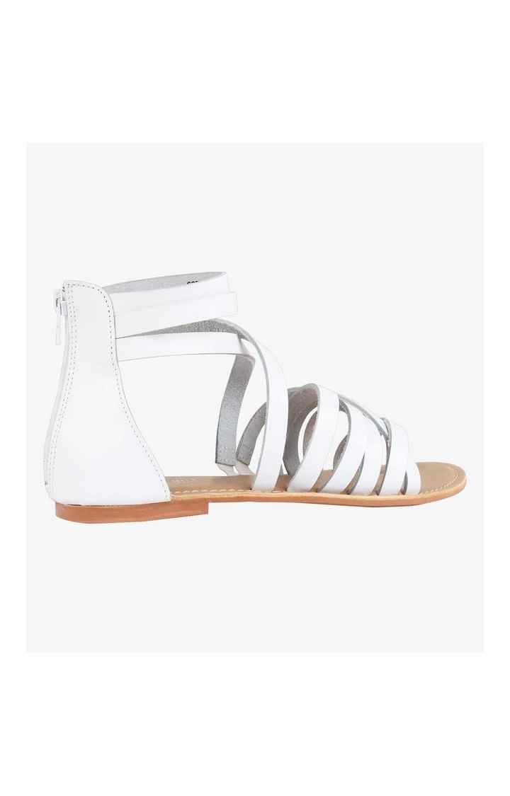 Cobl White Flats