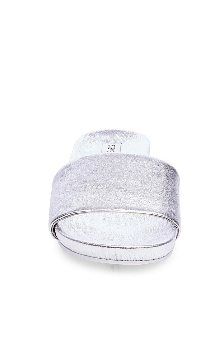Daze Silver Flats