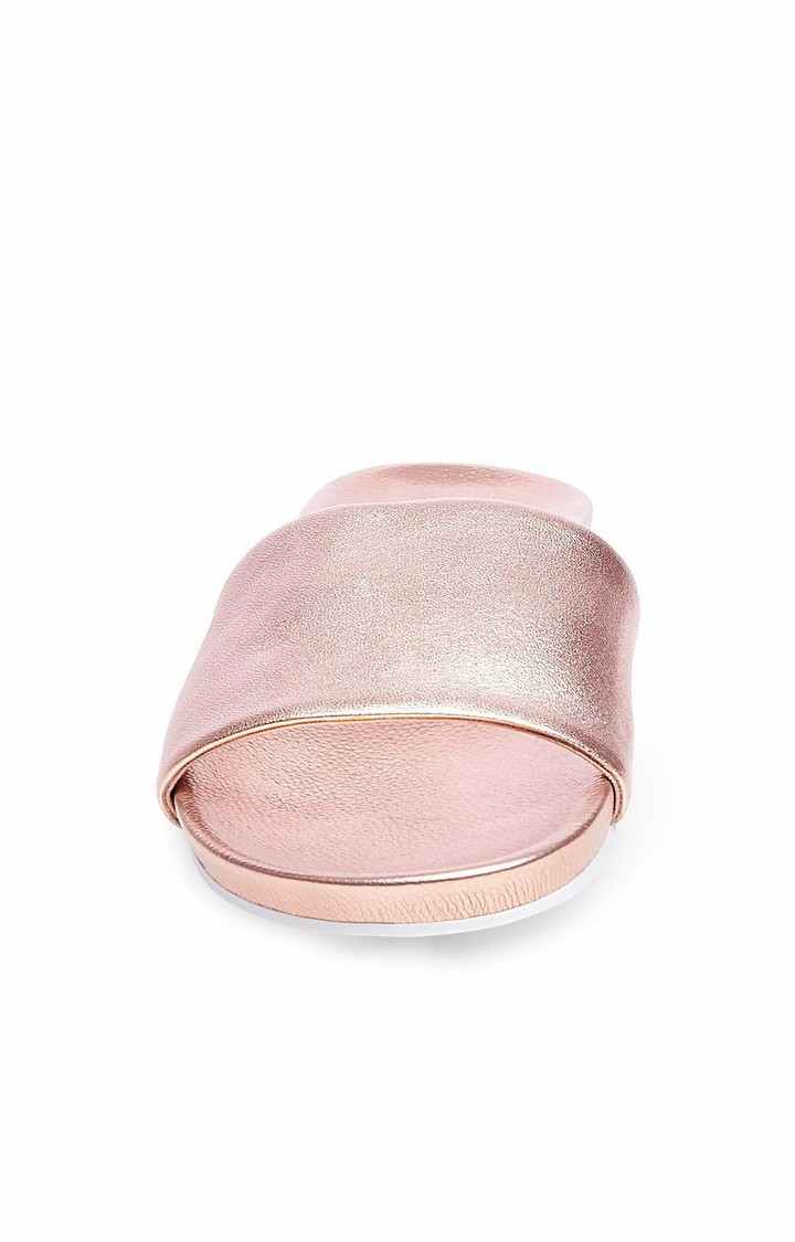 Daze Gold Flats