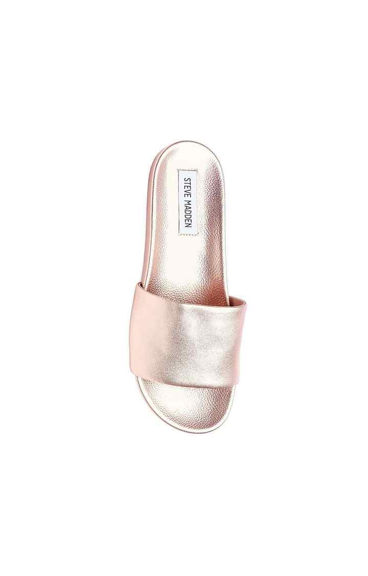 Daze Gold Flats