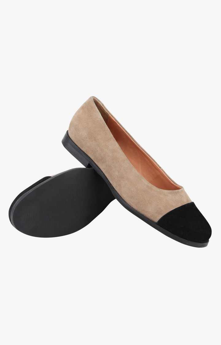 Retro Grey Closed Flats & Ballerinas