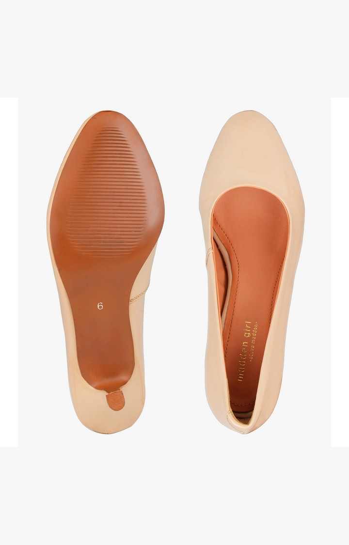 Lucy Pink Pumps
