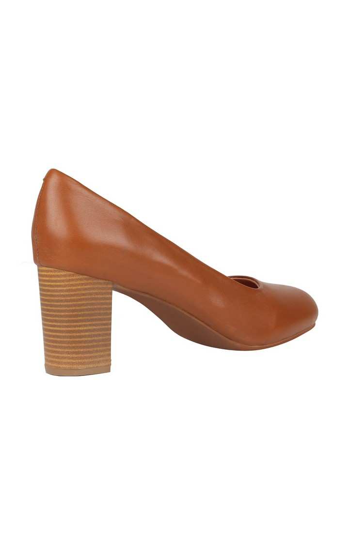 Tracey Brown Pumps