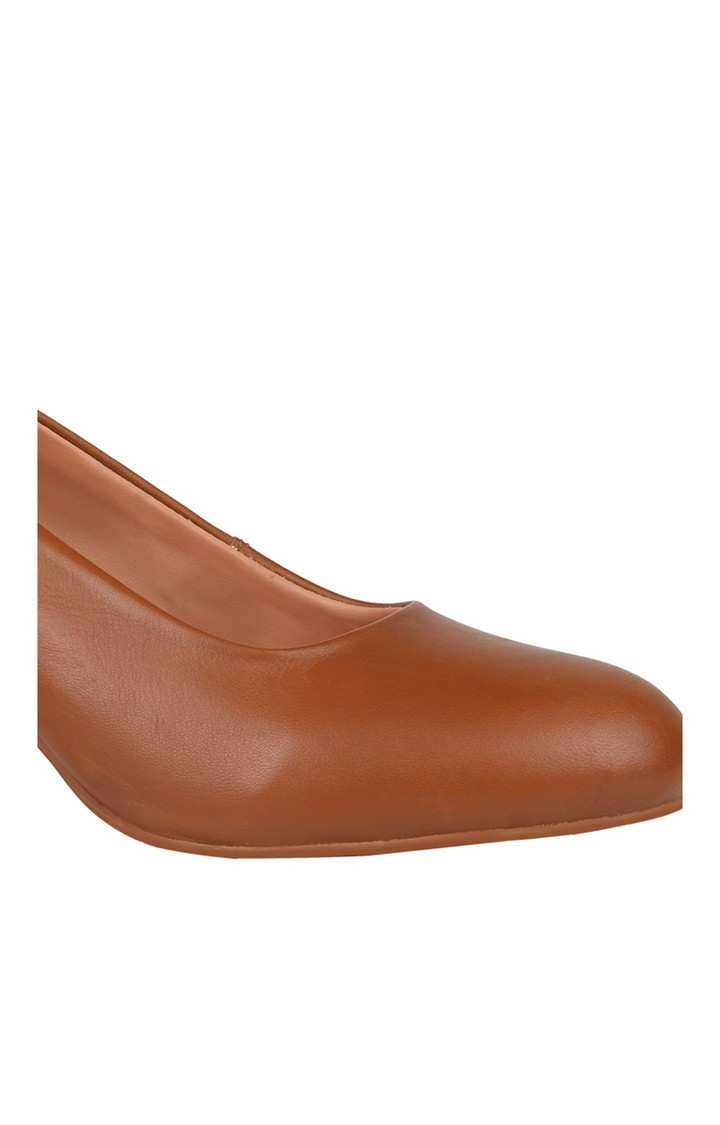 Tracey Brown Pumps