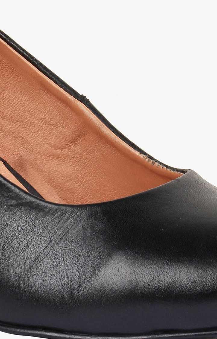 Tracey Black Pumps