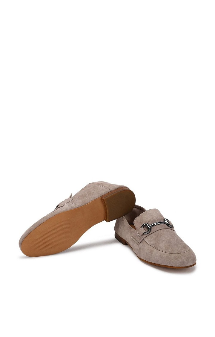Kerin Grey Closed Flats & Ballerinas
