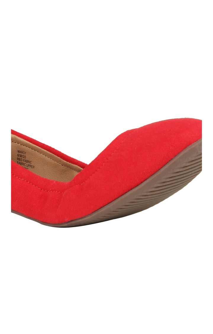 Margyy Red Closed Flats & Ballerinas
