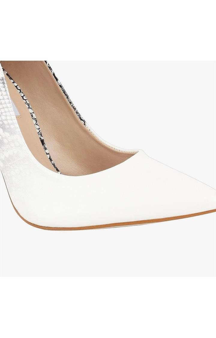 Daisie-P White Pumps