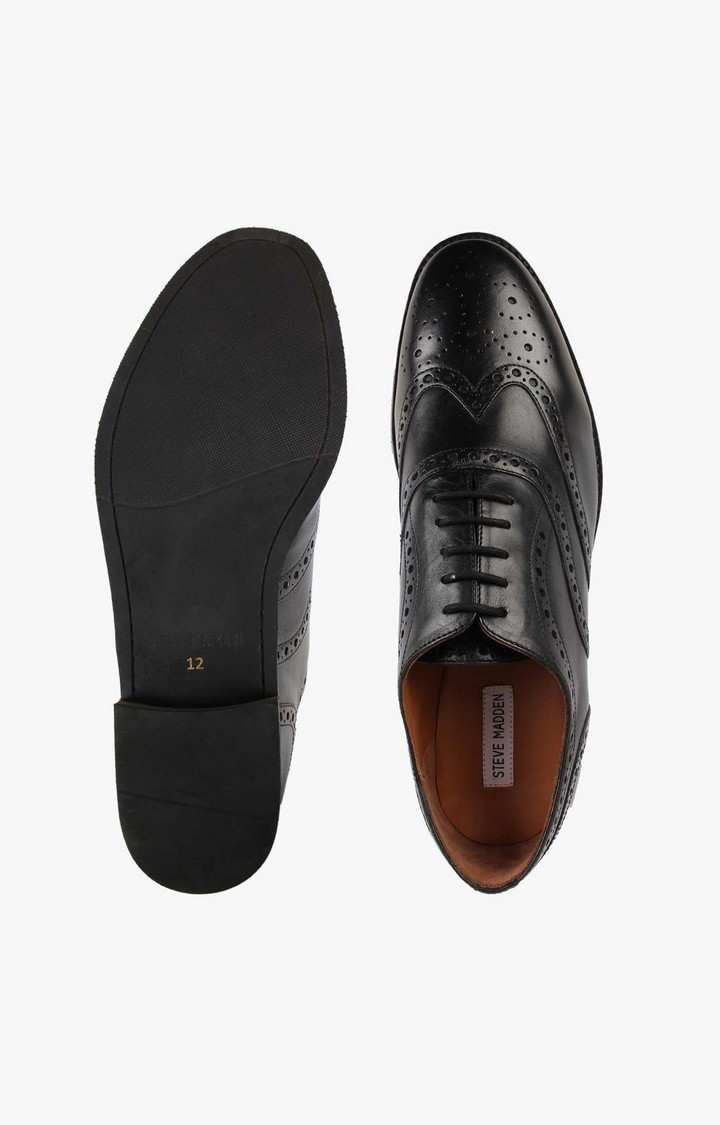 Chloe Black Tie-Ups & Dress Loafers