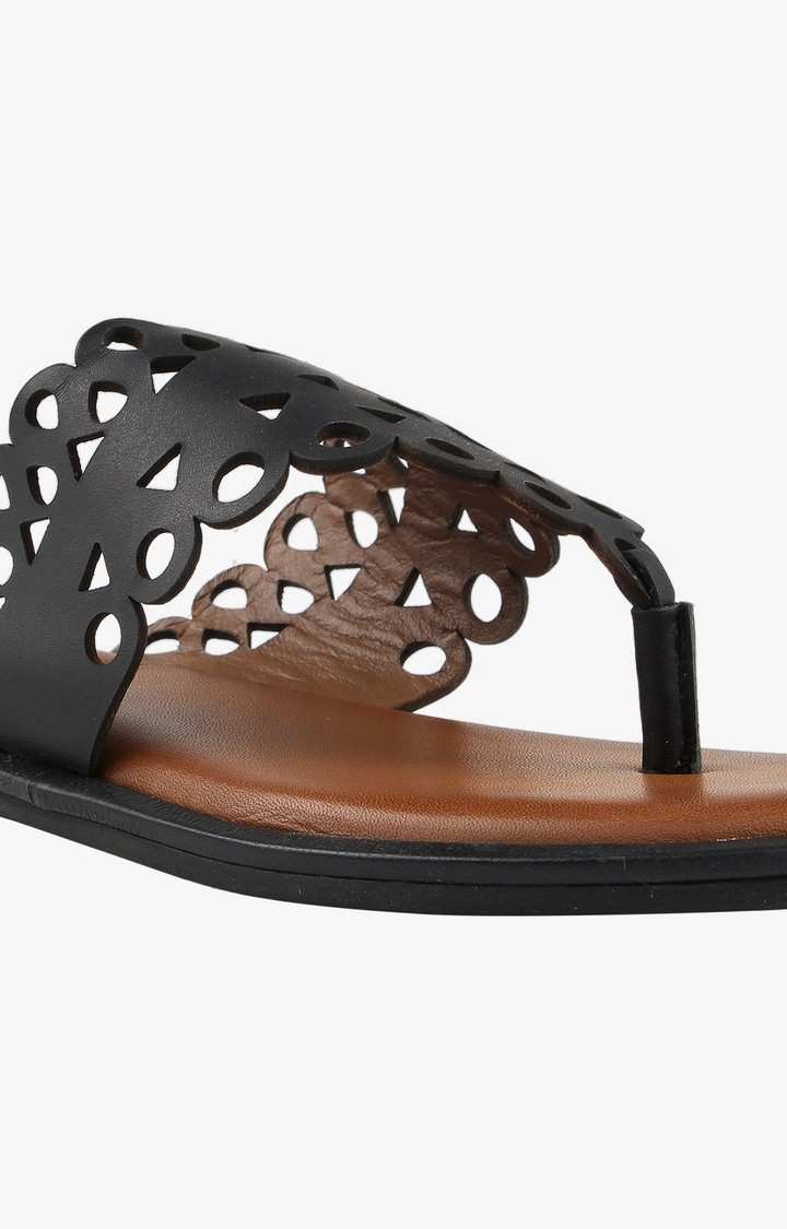 Fanny Black Flats