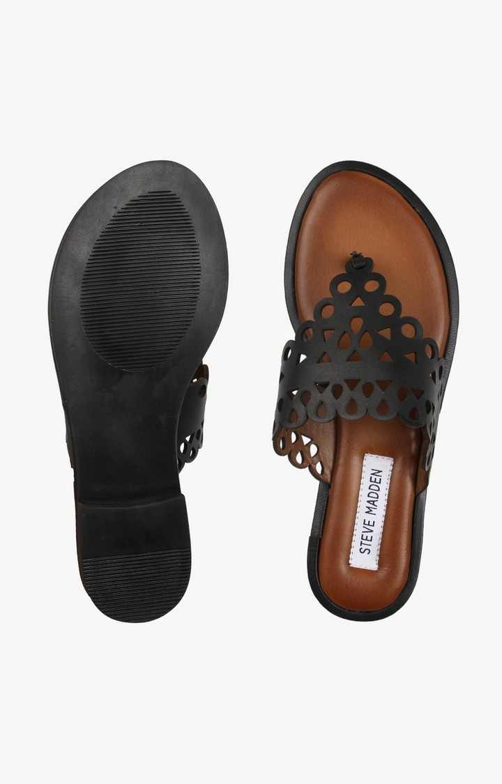 Fanny Black Flats