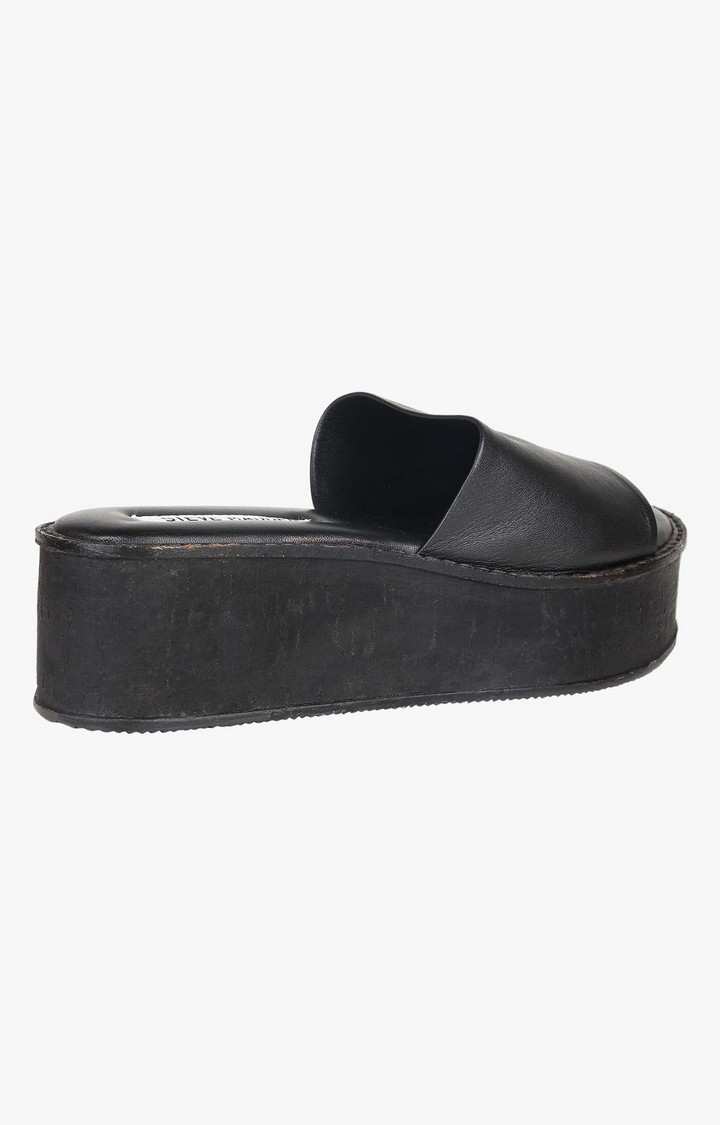 Sandy Black Wedges